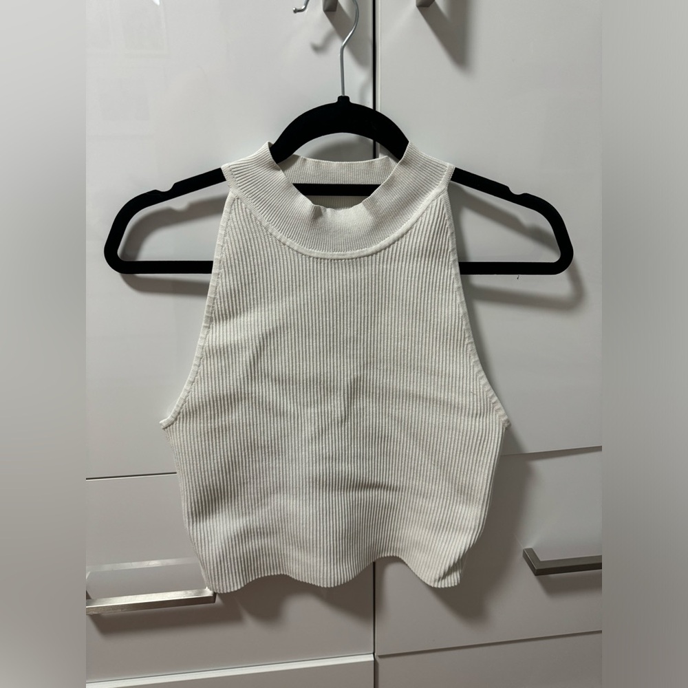 Aritzia Babaton sculpt knit mock neck